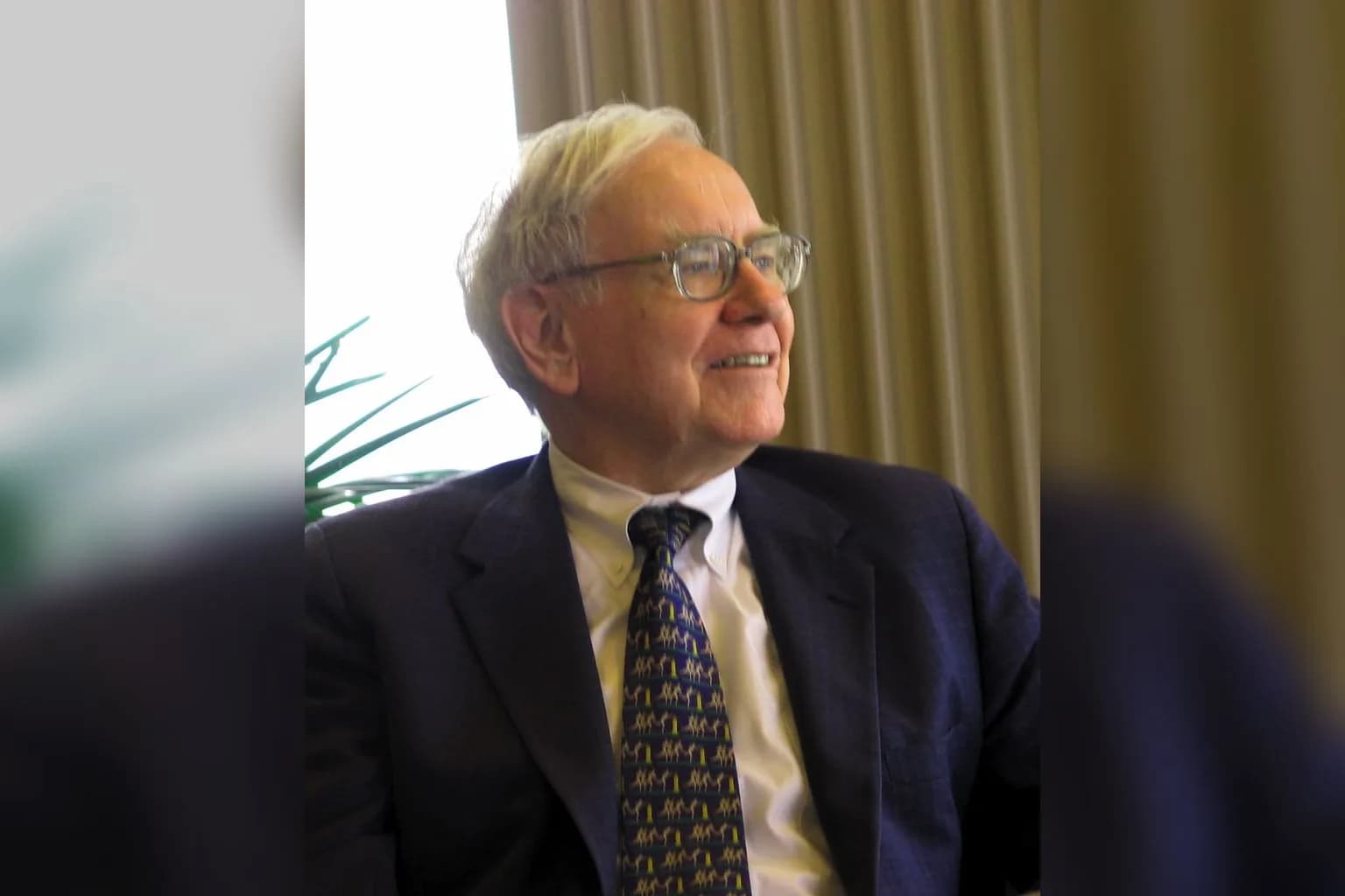 Warren Buffett, outgoing chairman of Berkshire Hathaway
