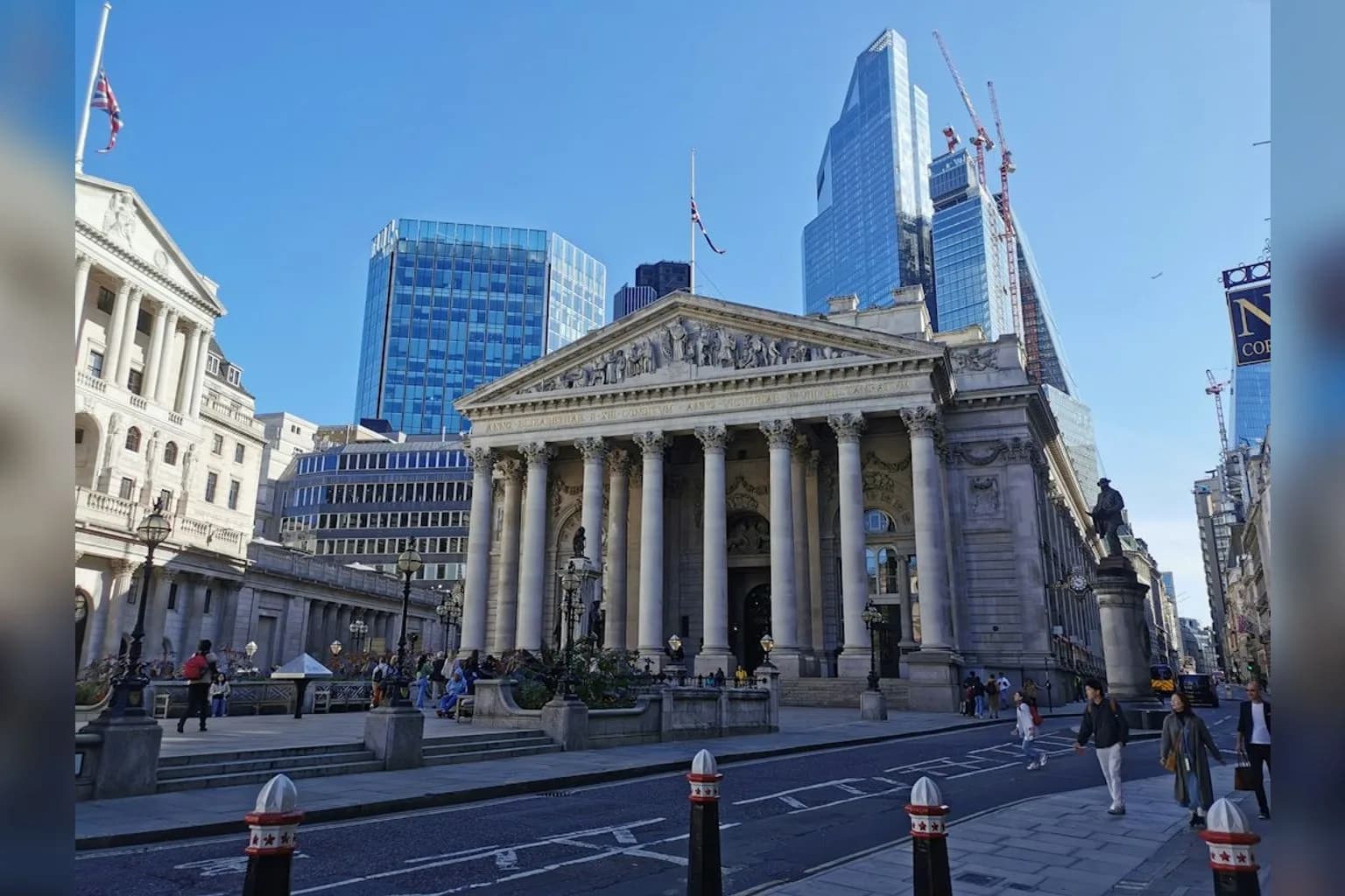 The Bank of England building in the City of London, headquarters of the UK's central bank.