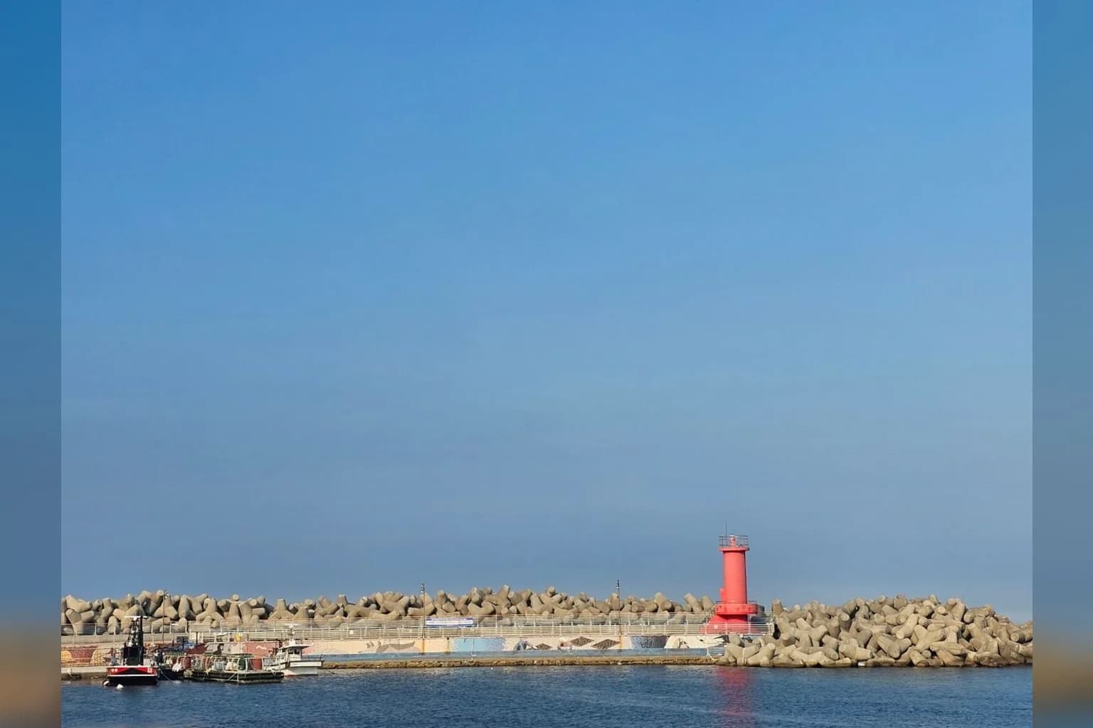 An oil tanker at the port of Ulsan, South Korea
