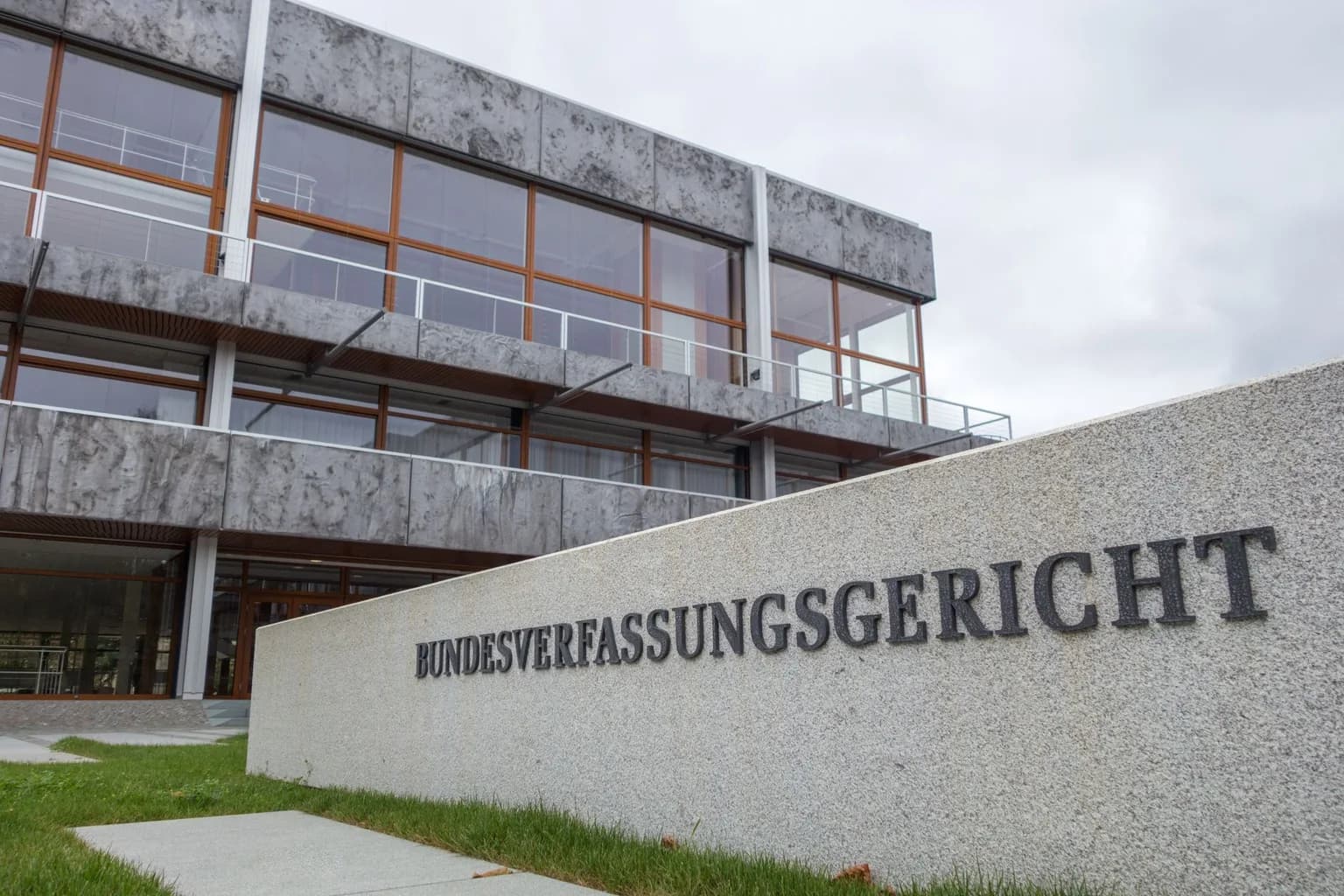 The exterior of a German federal courthouse in Berlin where terrorism-related proceedings take place.